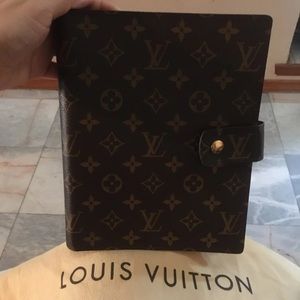 Louis Vuitton agenda Gm